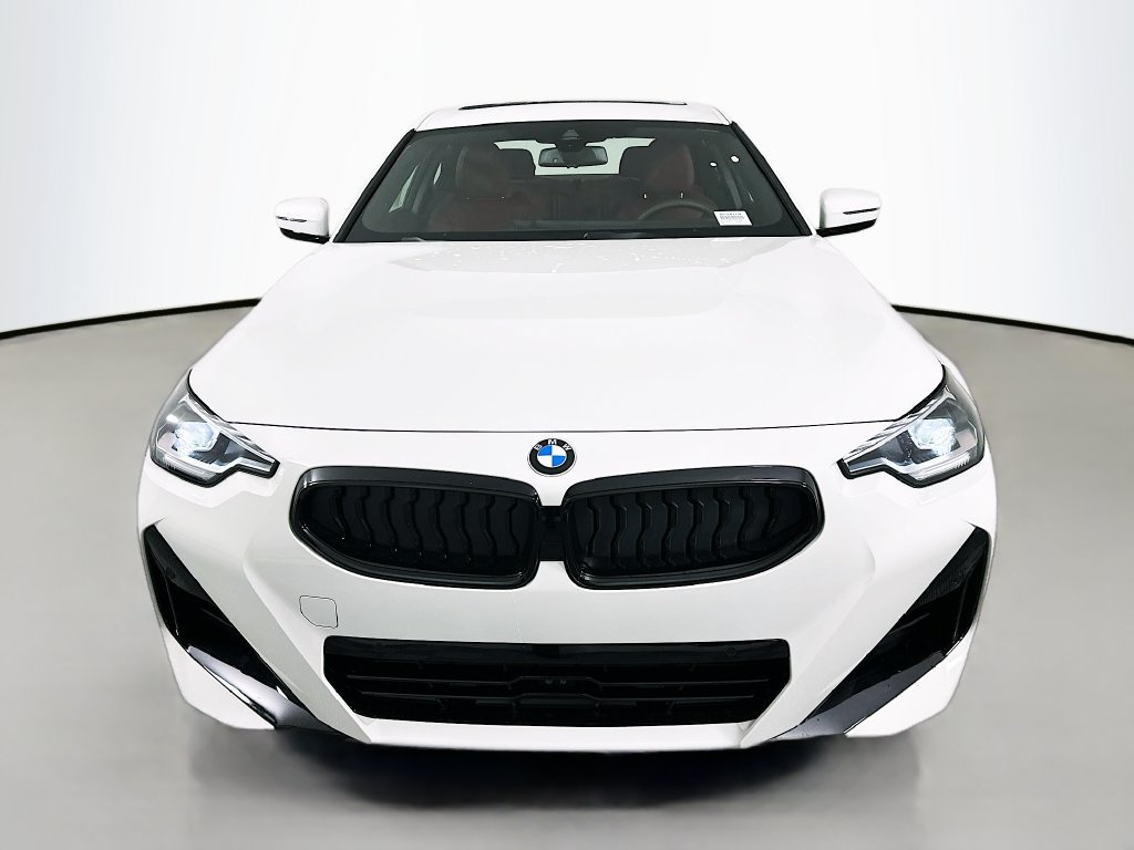 Used 2026 BMW 230i Coupe w/ M Sport Package RWD image 2