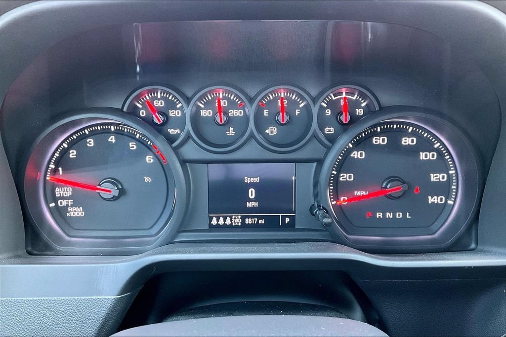 Used 2026 Chevrolet Silverado 1500 Custom Trail Boss w/ LPO, Dark Essentials Package AWD/4WD image 17