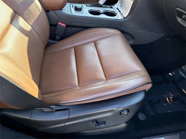 Used 2019 Jeep Grand Cherokee Summit image 10