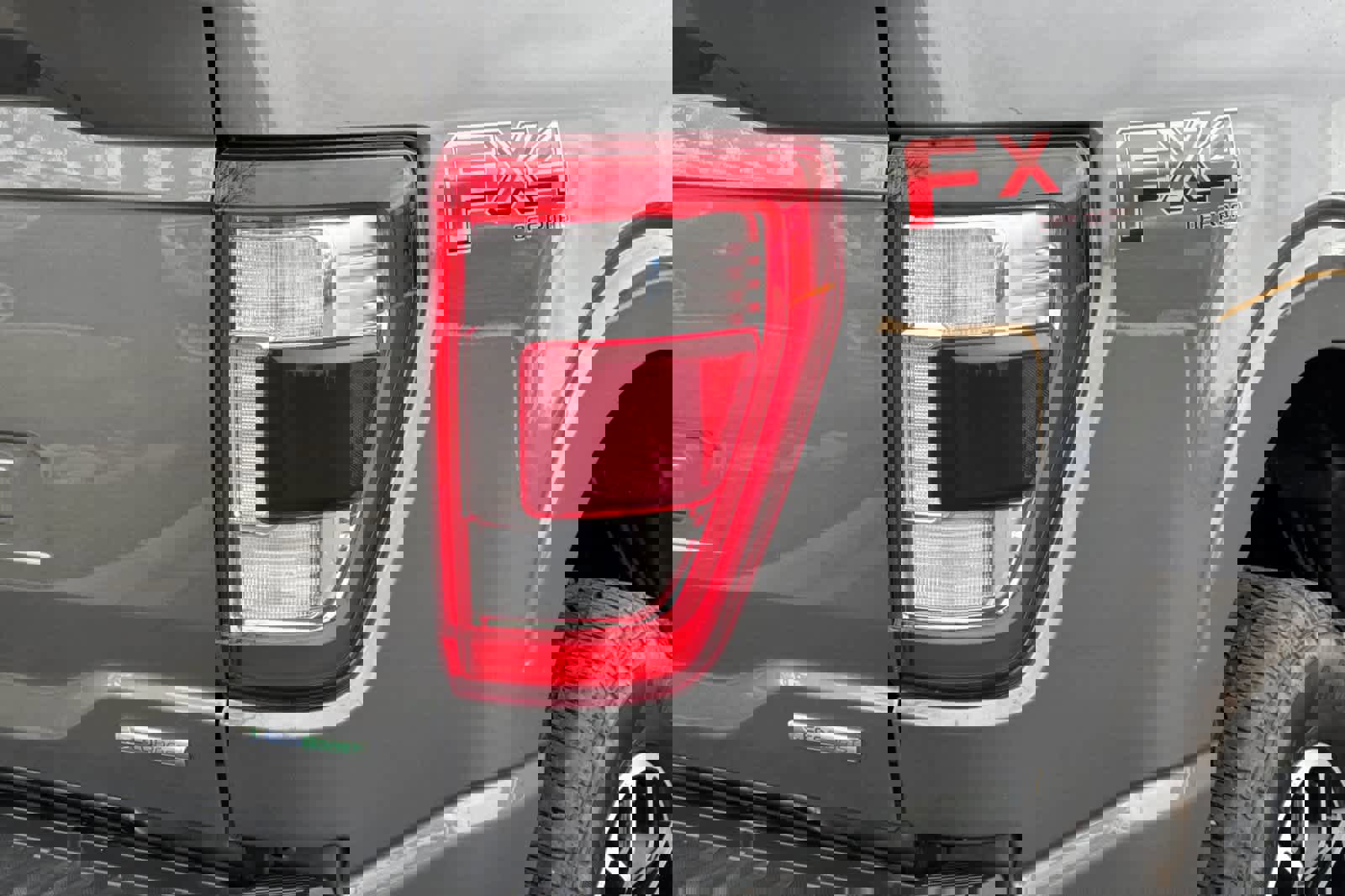 Certified 2022 Ford F150 Lariat image 26