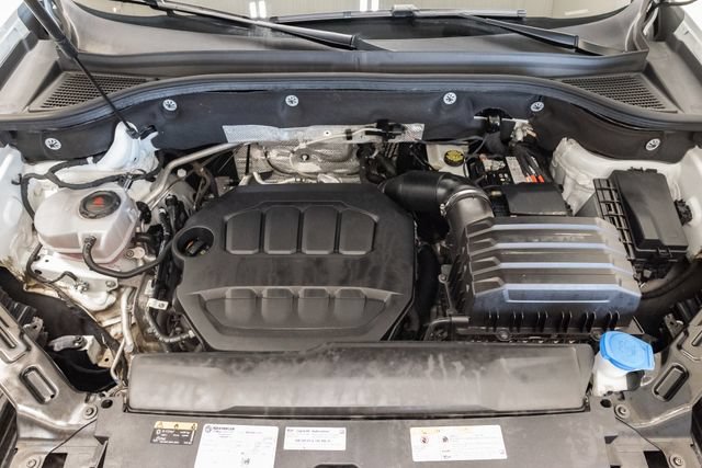 Used 2024 Volkswagen Atlas Peak Edition SEL AWD/4WD image 3