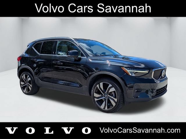 Certified 2023 Volvo XC40 B5 Plus w/ Protection Package Premier AWD/4WD video 1