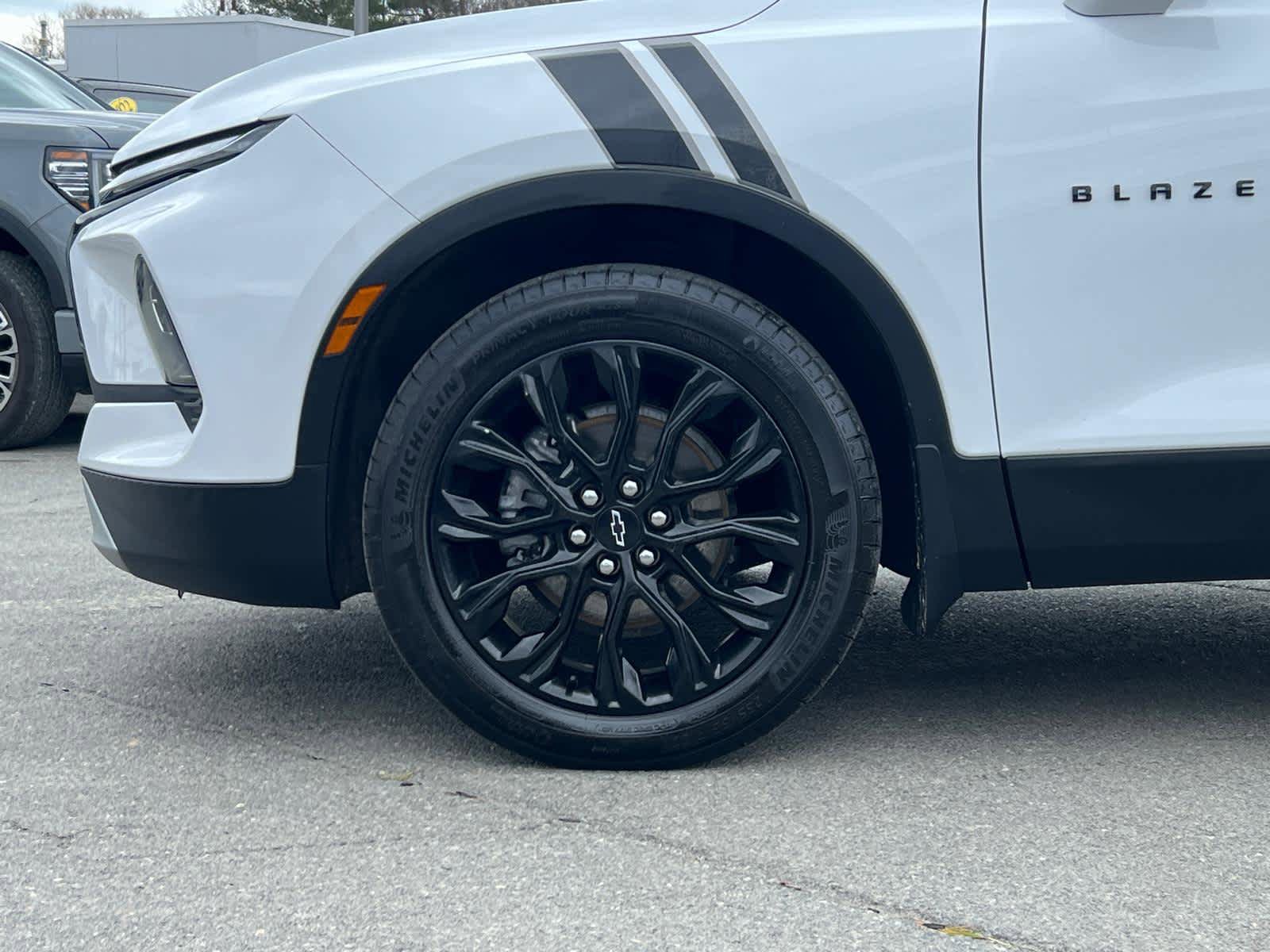 Certified 2023 Chevrolet Blazer LT w/ LPO, Black Sport Package image 11