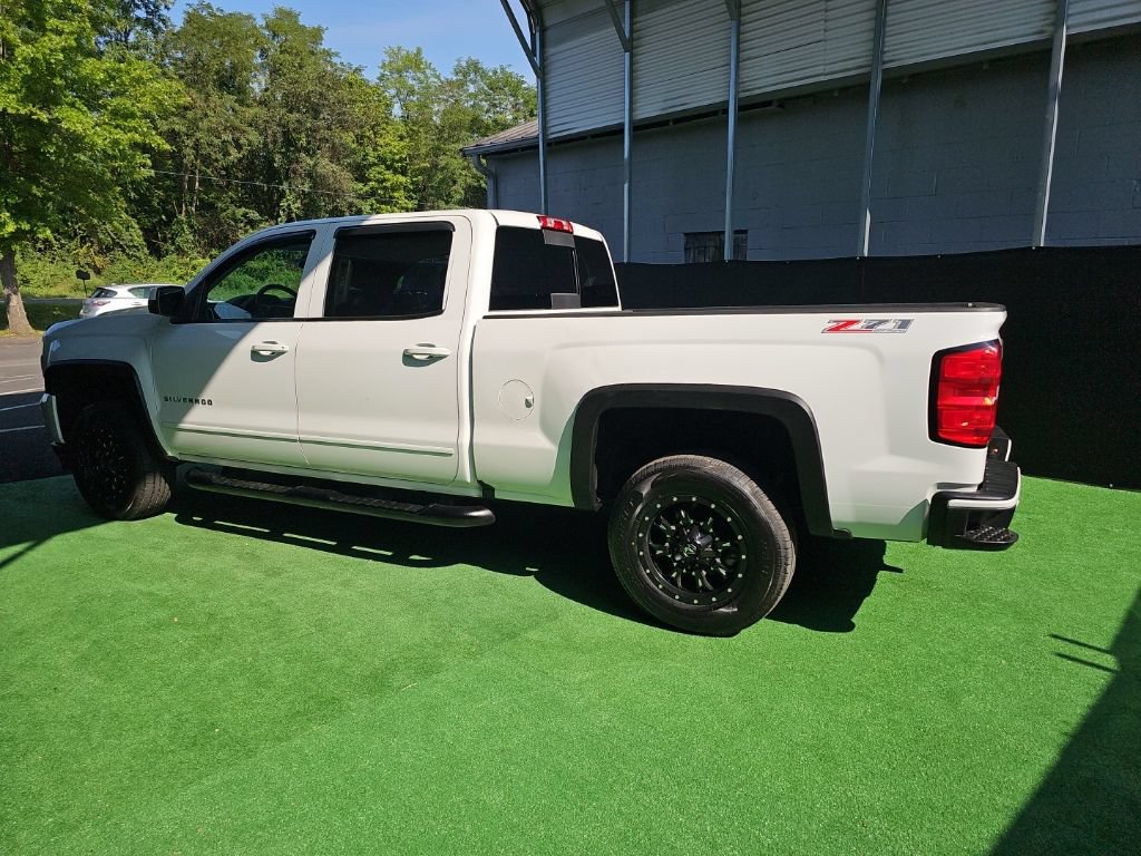 Used 2017 Chevrolet Silverado 1500 LT w/ True North Edition AWD/4WD image 7
