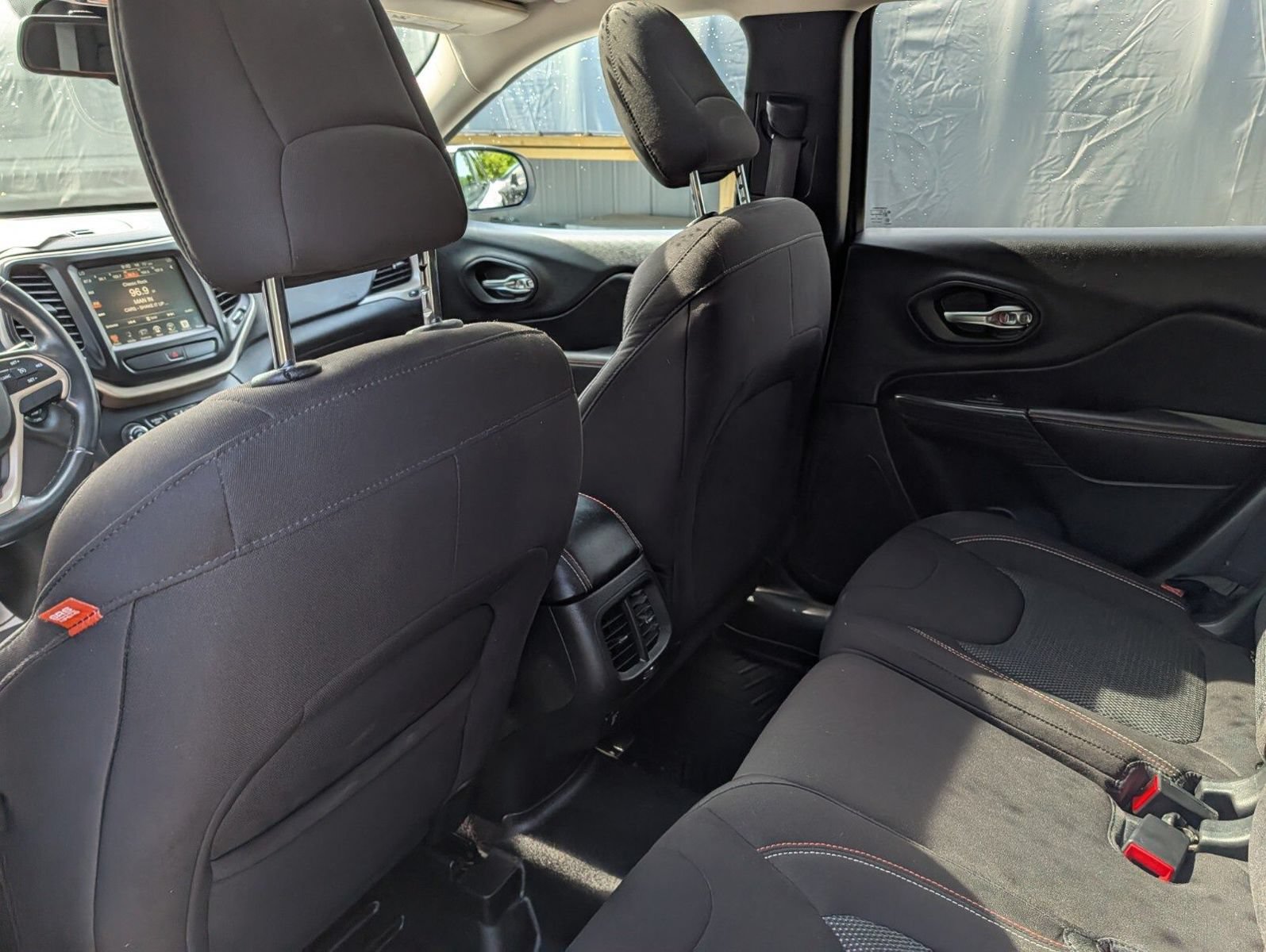 Used 2017 Jeep Cherokee 75th Anniversary AWD/4WD image 22