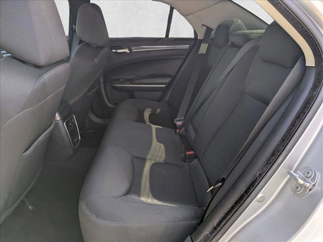 Used 2020 Chrysler 300 Touring w/ Chrome Appearance Package RWD image 17