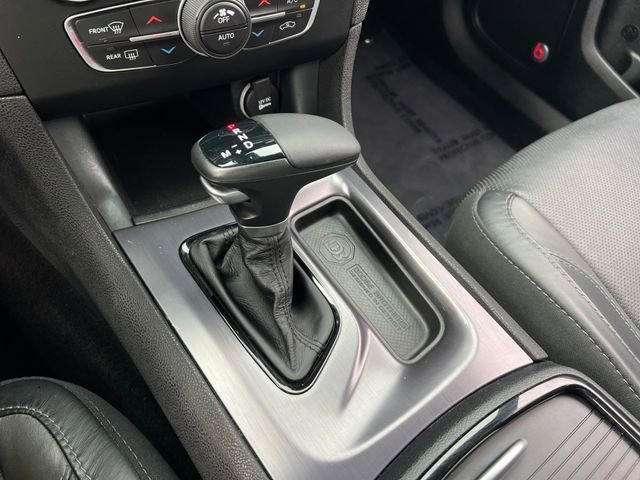 Used 2017 Dodge Charger SXT w/ Premium Group image 28