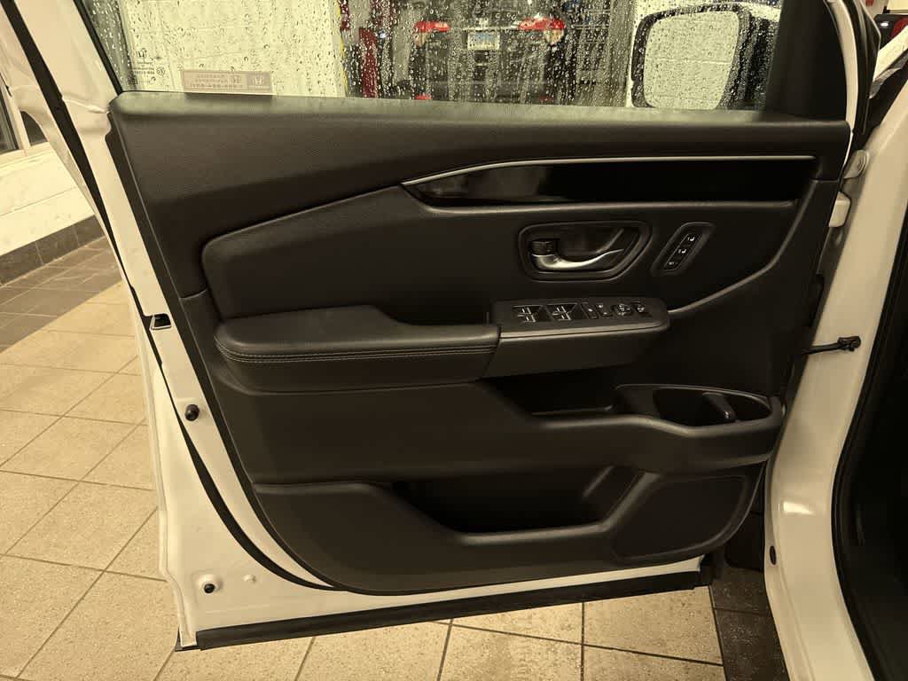 Used 2023 Honda Pilot EX-L image 31