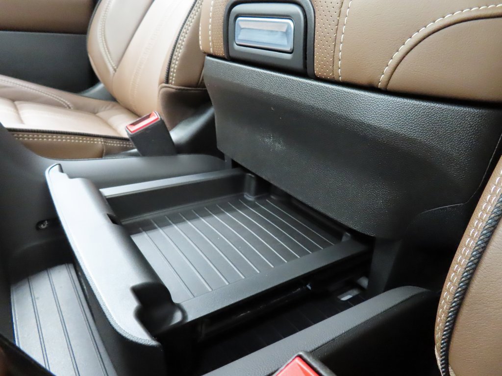 Used 2025 Chevrolet Tahoe High Country image 28