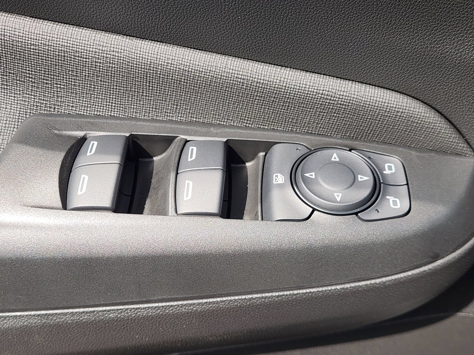 New 2026 Buick Envista Sport Touring w/ Convenience I Package FWD image 28