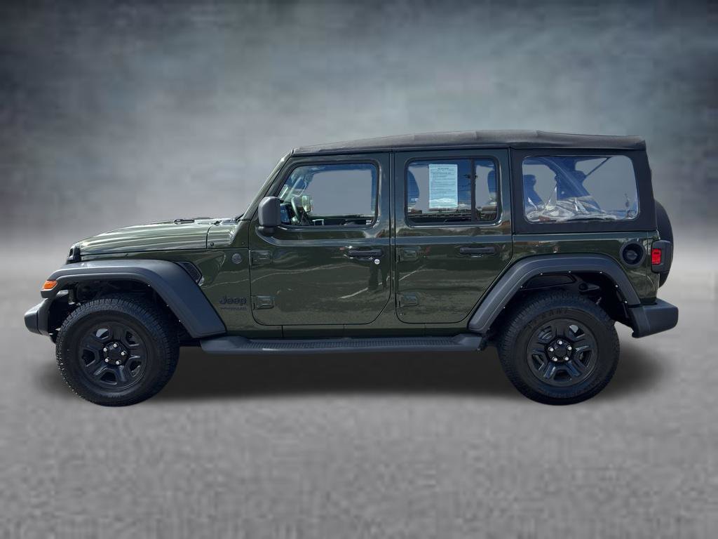 Used 2022 Jeep Wrangler Unlimited Sport AWD/4WD image 2