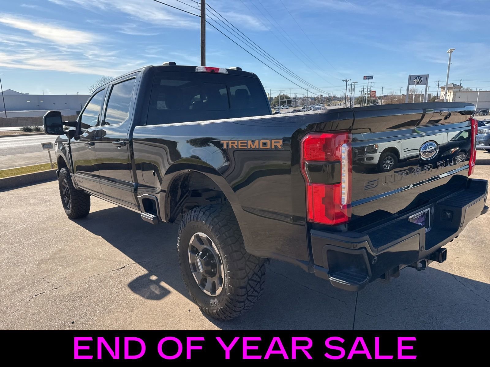 Used 2024 Ford F250 Lariat w/ Lariat Ultimate Package image 5