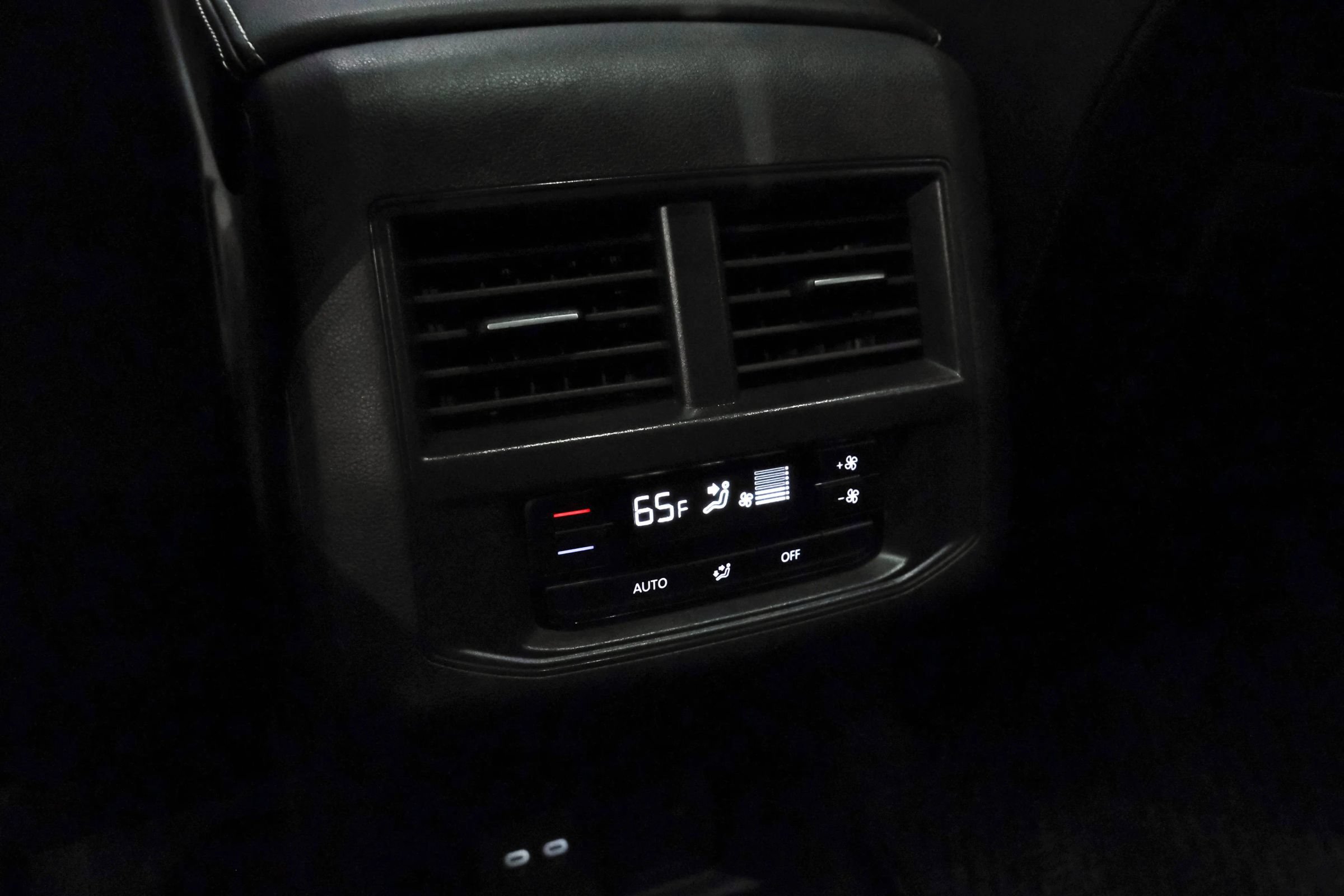 Used 2021 Volkswagen Atlas SEL AWD/4WD image 33