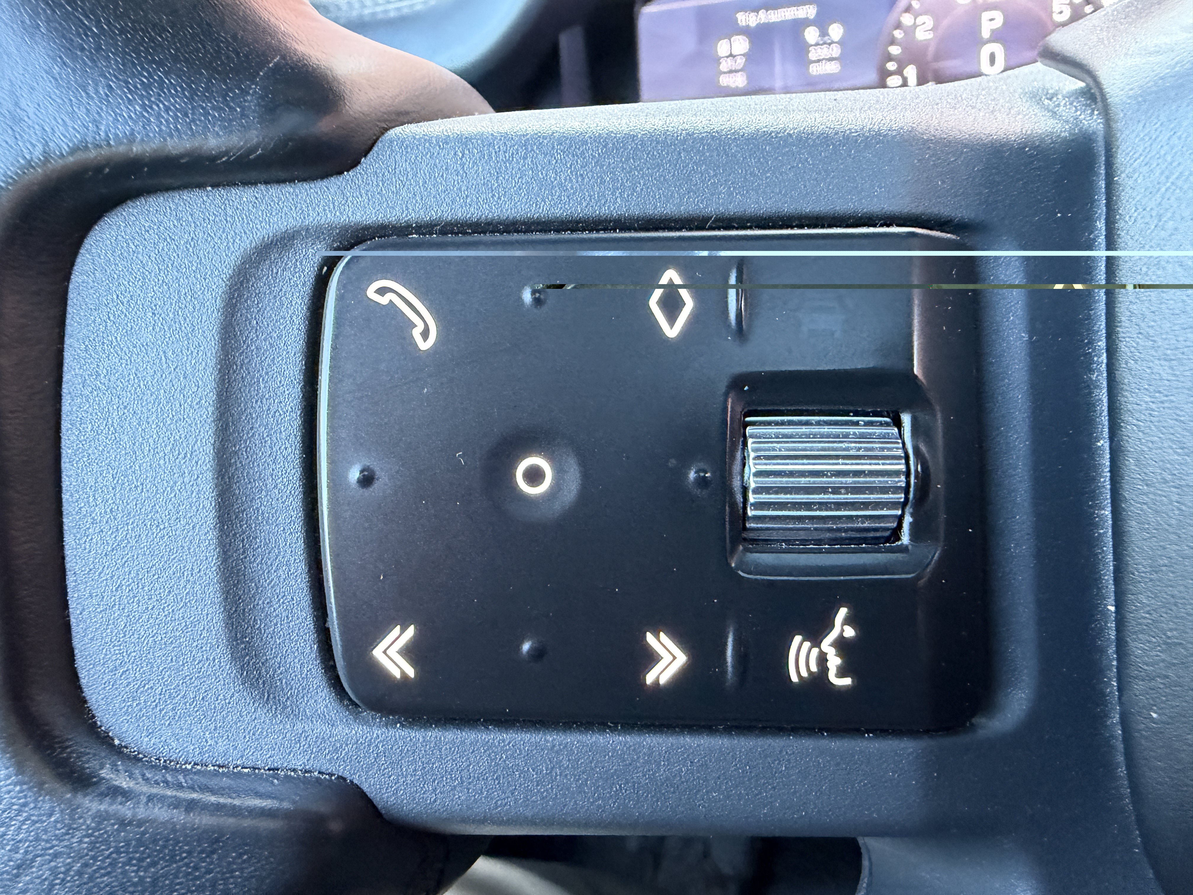 Used 2021 Land Rover Defender 110 X AWD/4WD image 31