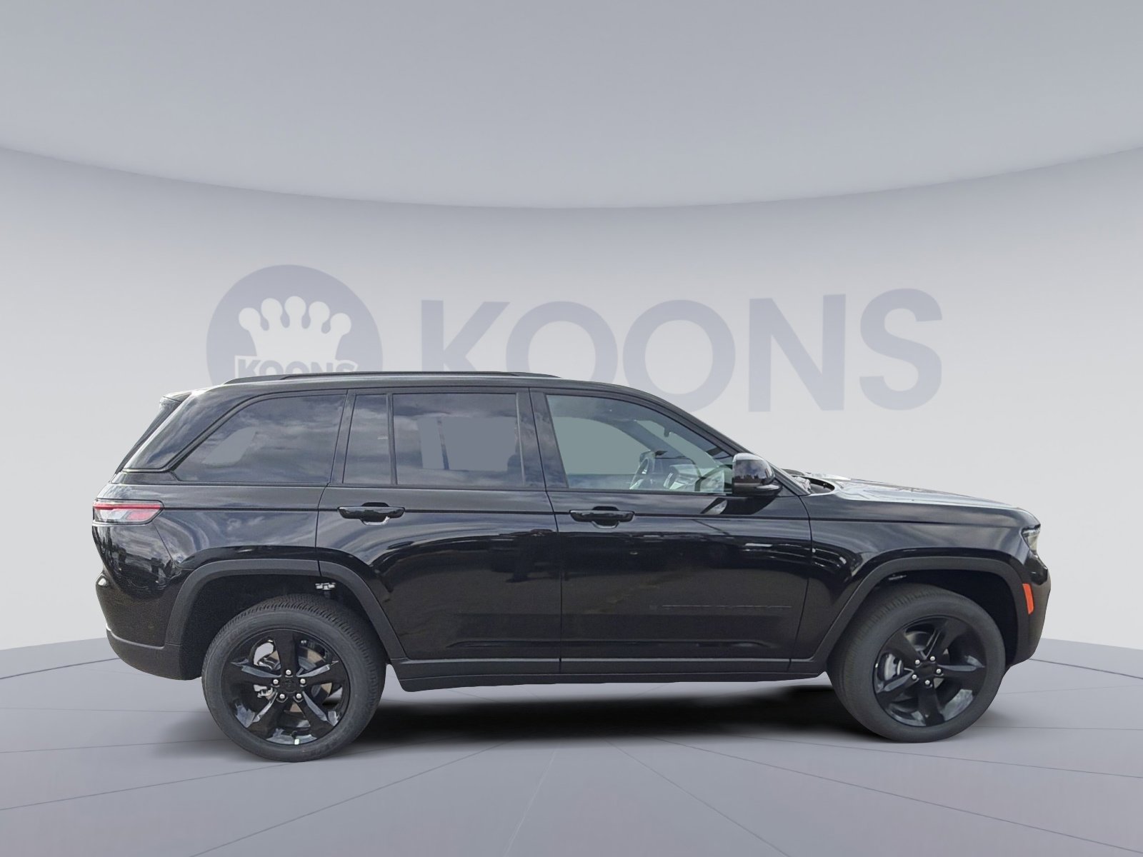 New 2025 Jeep Grand Cherokee Altitude image 8