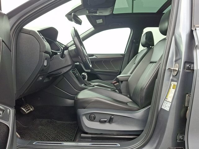 Used 2022 Volkswagen Tiguan SE R-Line AWD/4WD image 15