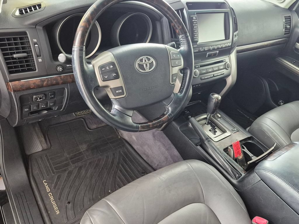 Used 2009 Toyota Land Cruiser AWD/4WD image 11