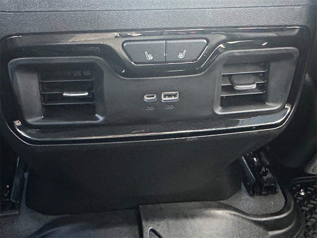 Used 2023 GMC Sierra 1500 AT4 w/ AT4 Premium Package image 23