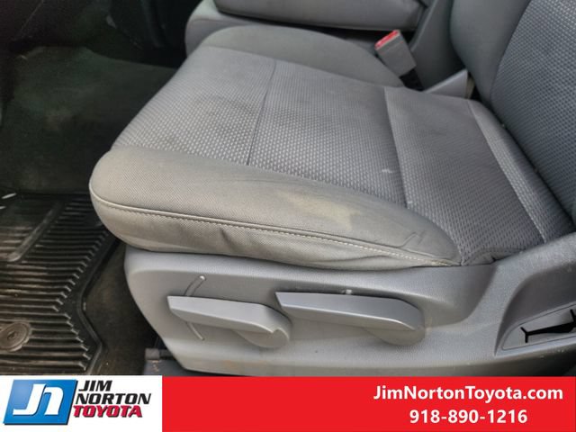 Used 2018 Chevrolet Silverado 1500 Custom w/ Custom Value Package RWD image 25