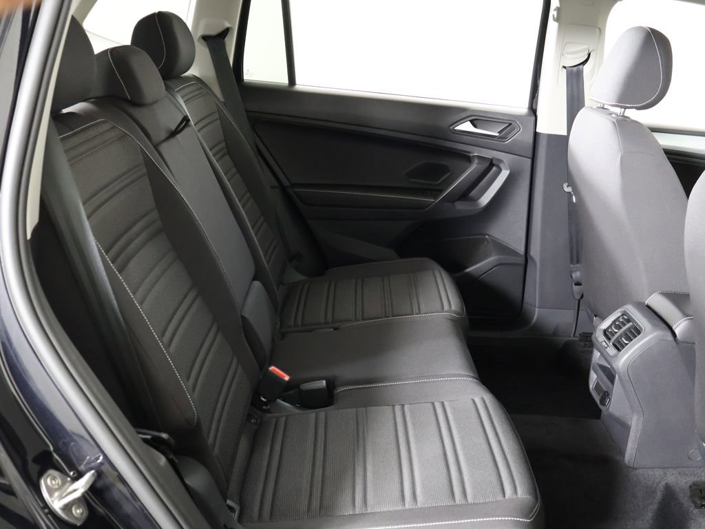 Used 2024 Volkswagen Tiguan S AWD/4WD image 32