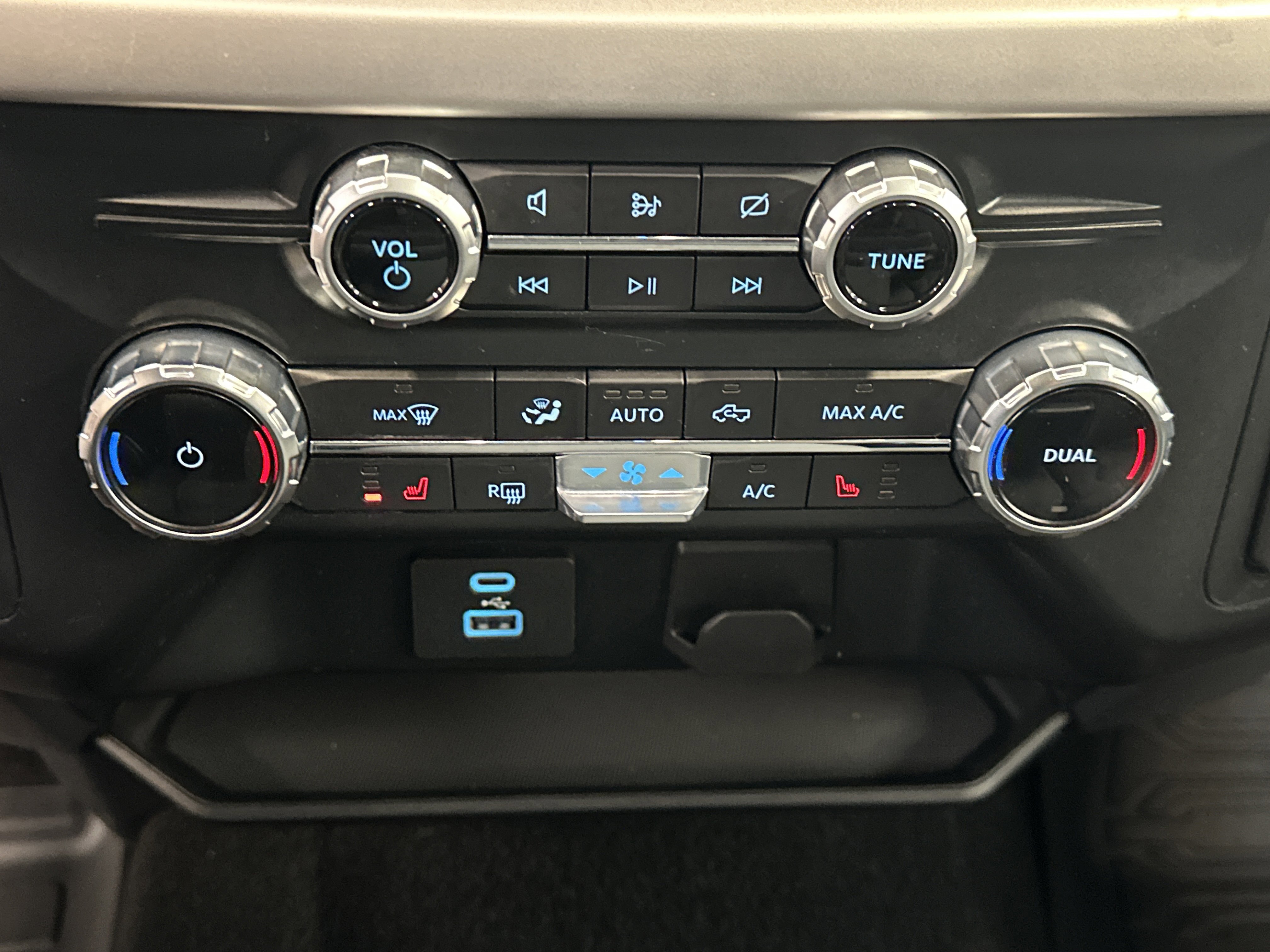 Used 2022 Ford F150 XLT w/ Equipment Group 302A High image 32