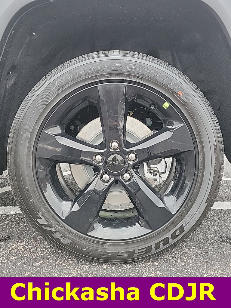 New 2025 Jeep Grand Cherokee L Altitude image 21