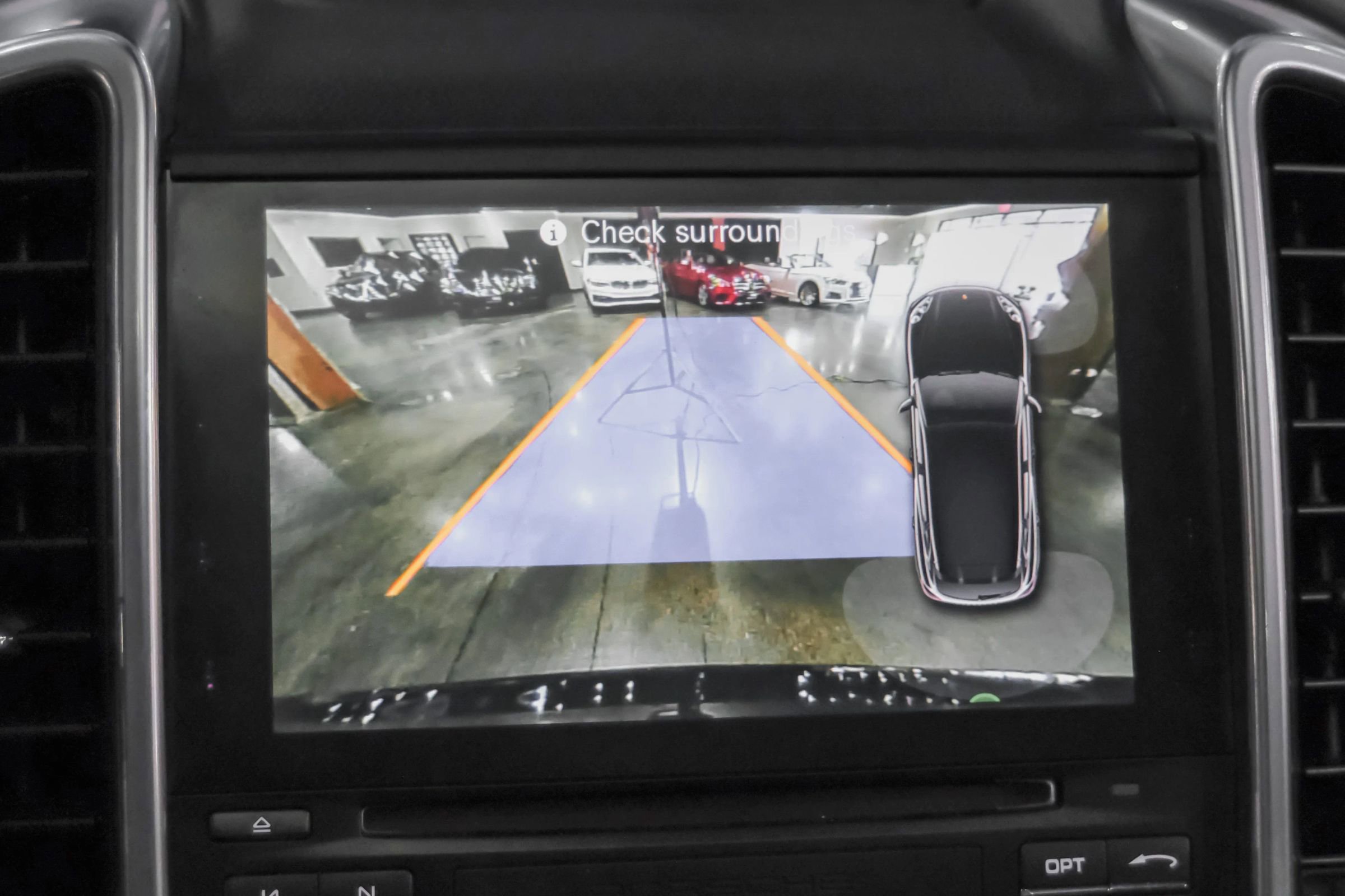Used 2018 Porsche Cayenne AWD/4WD image 19