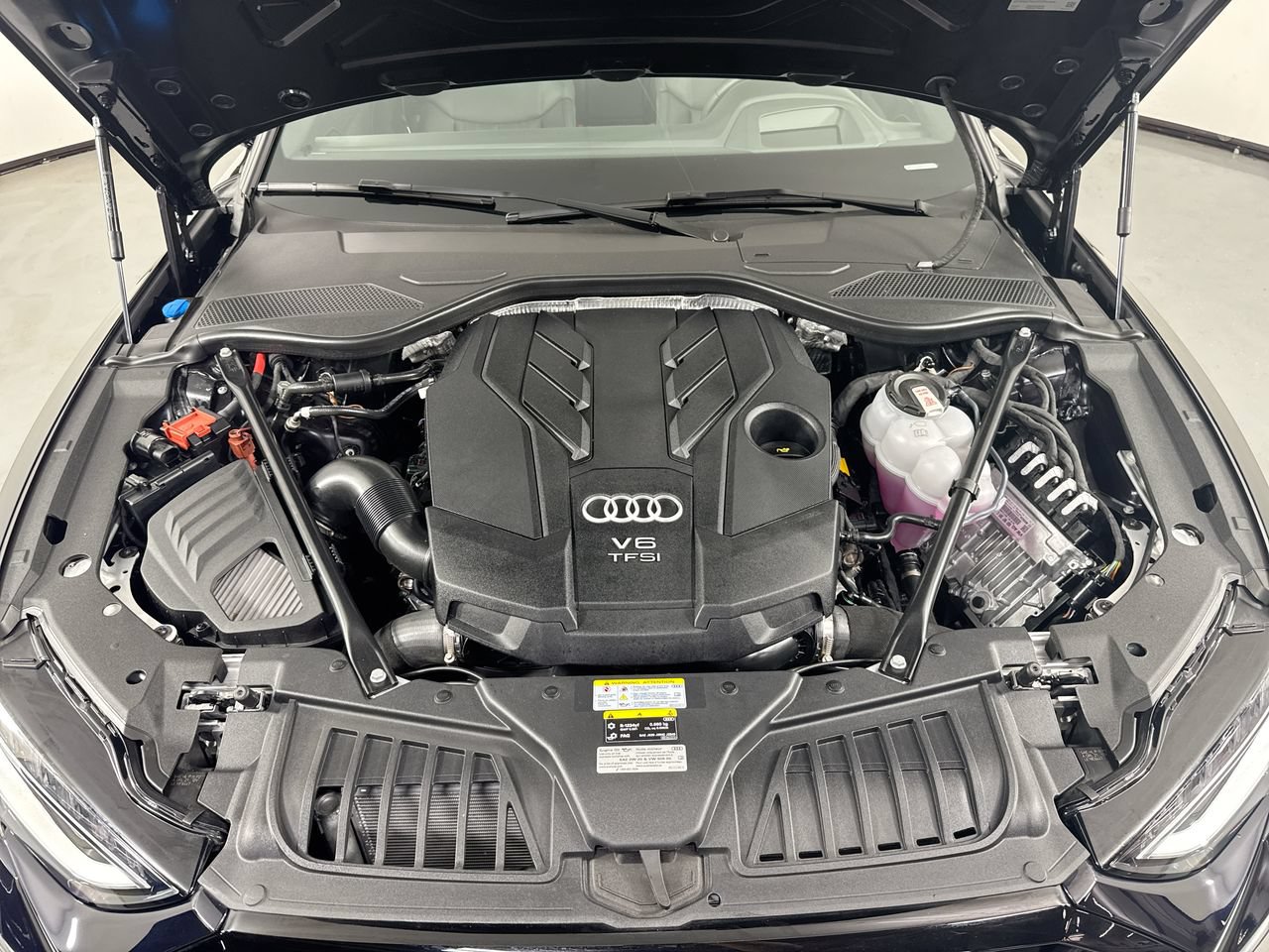 Used 2026 Audi A8 L 3.0T AWD/4WD image 30