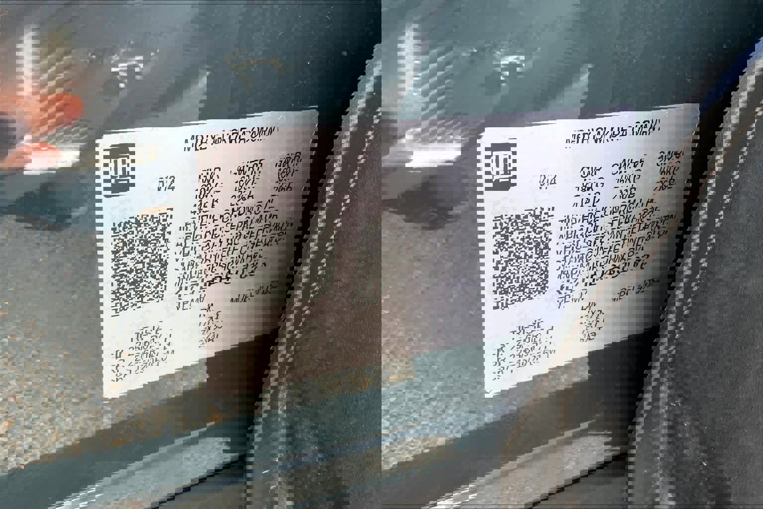 Certified 2025 Chevrolet Trax LT w/ Driver Confidence Package image 37