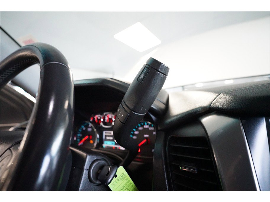 Used 2018 Chevrolet Suburban LS image 23