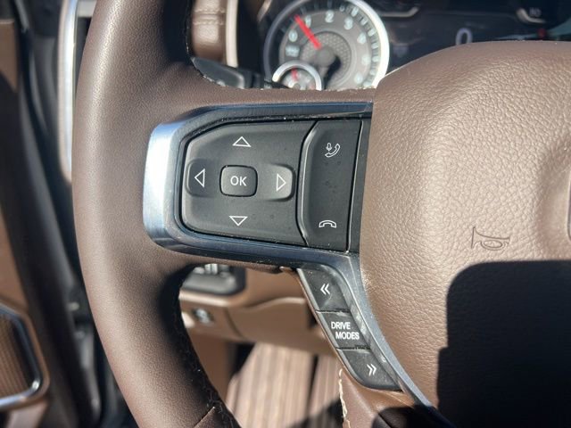Used 2025 RAM 1500 Laramie AWD/4WD image 11