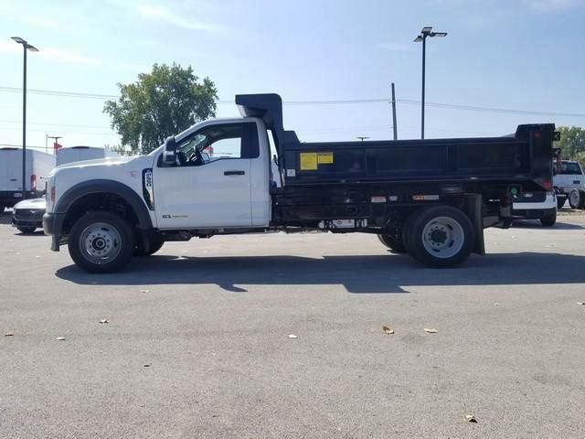 New 2025 Ford F550 4x4 Regular Cab Super Duty image 6