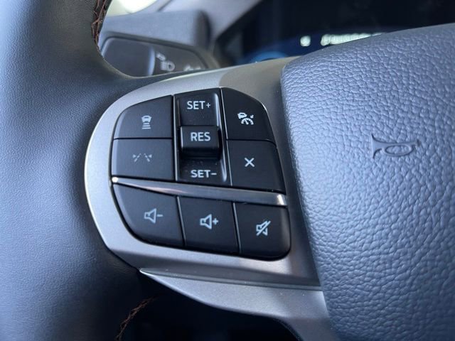 New 2026 Ford Explorer Active w/ Active Comfort Package image 15