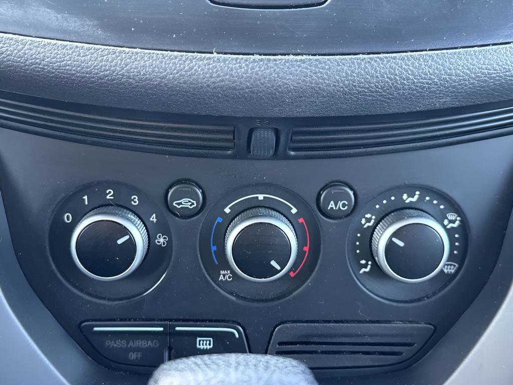 Used 2014 Ford Escape SE image 17