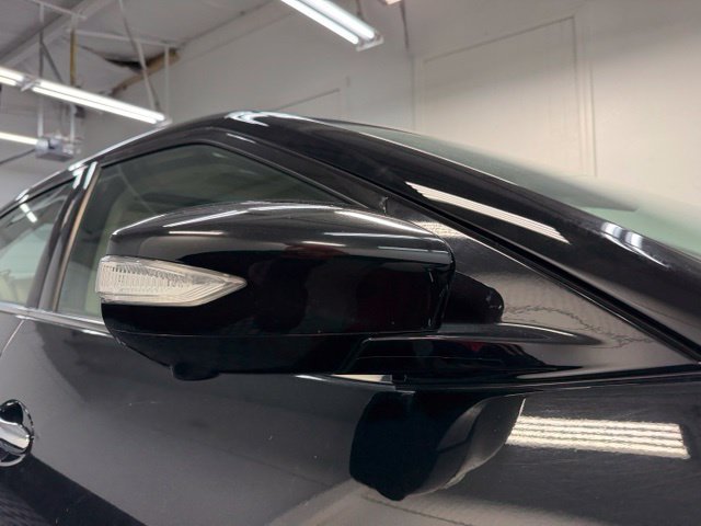 Used 2023 Nissan Maxima Platinum FWD image 34