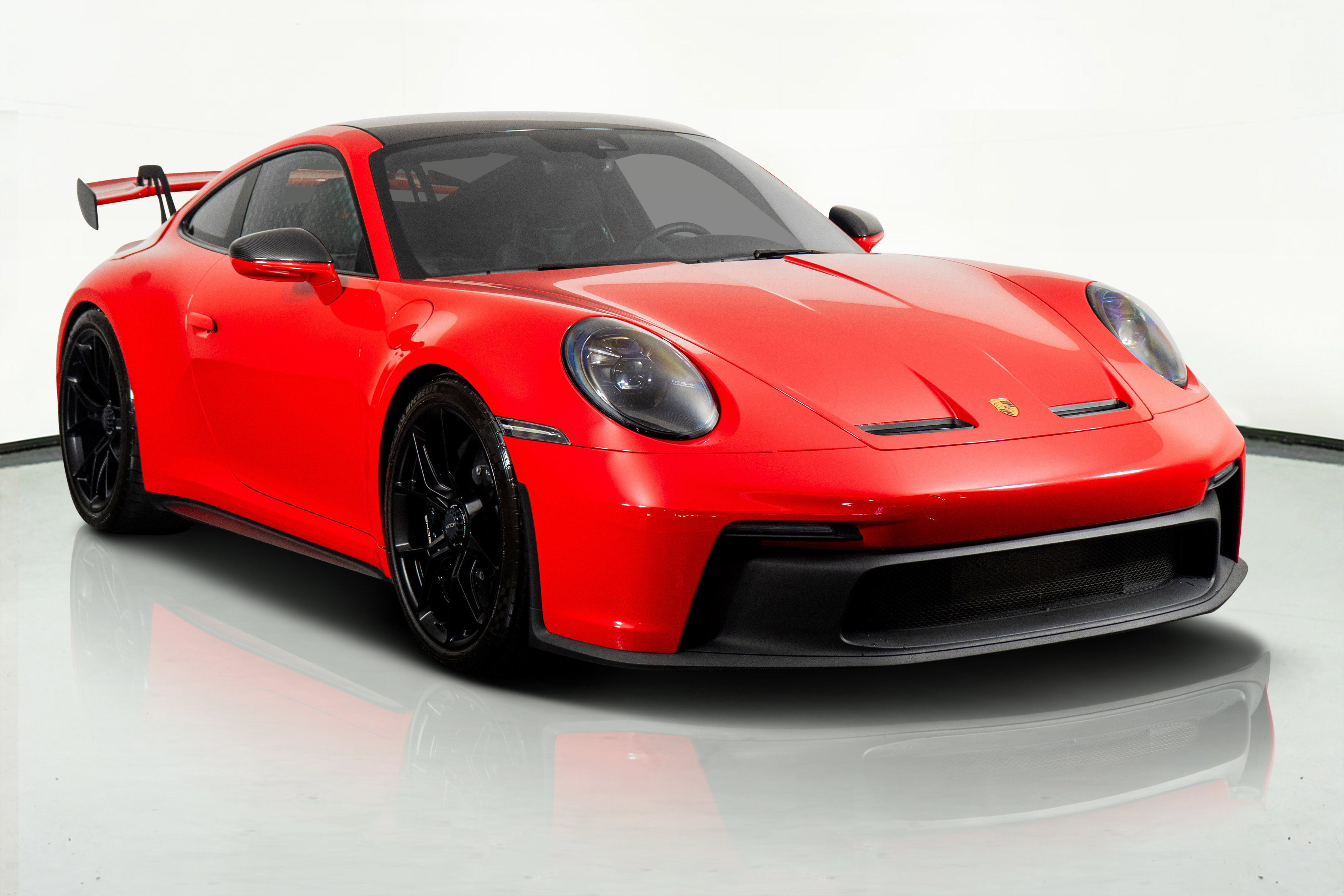 Used 2024 Porsche 911 GT3 RWD image 2