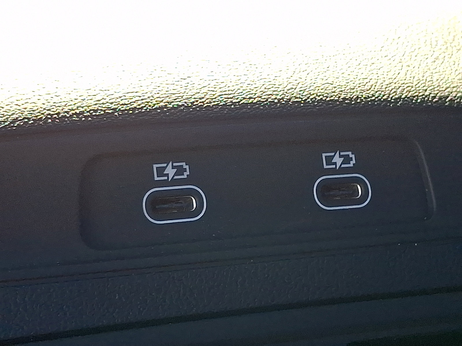 Used 2025 Audi Q5 Premium w/ Convenience Package image 12