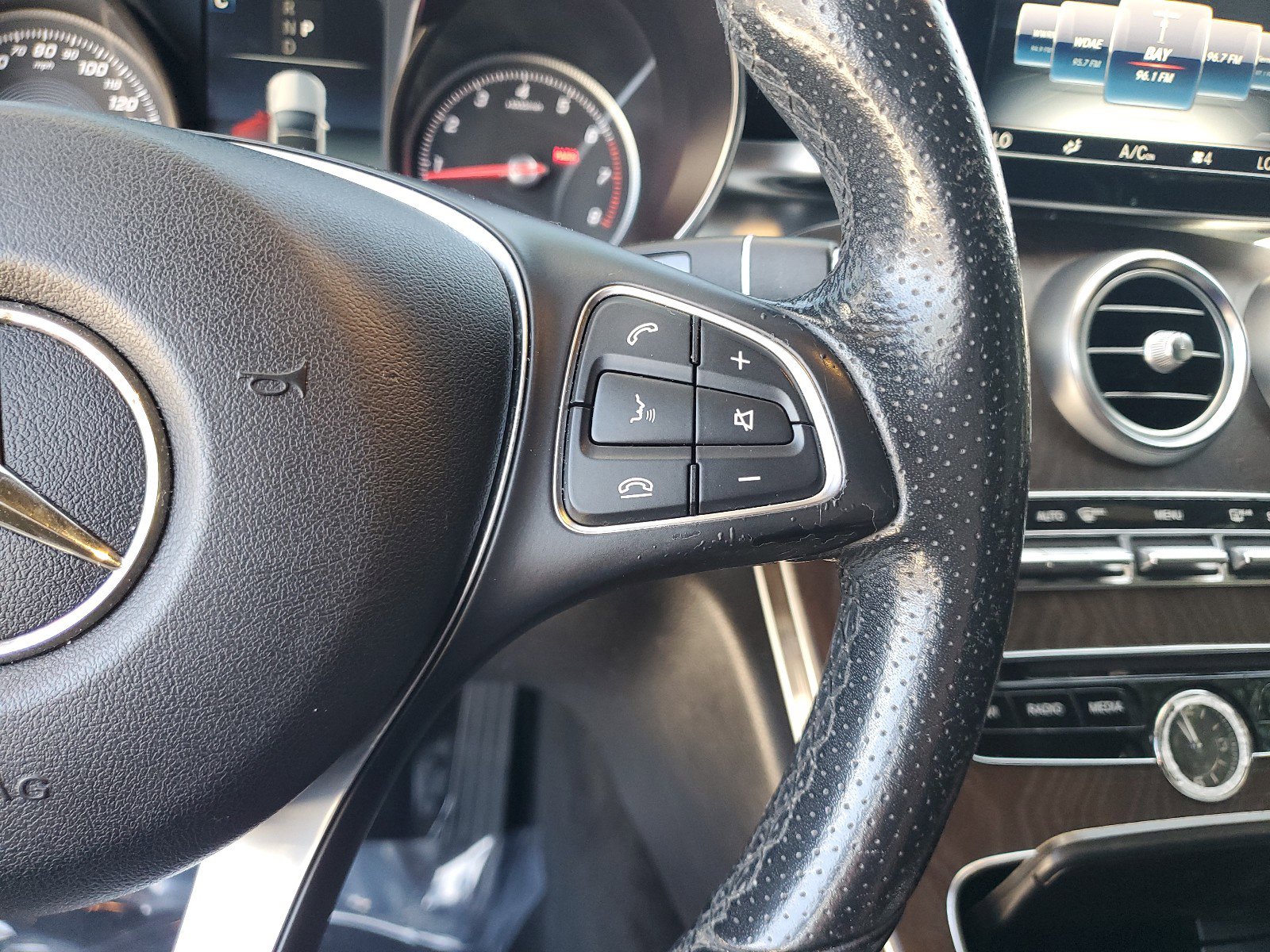 Used 2018 Mercedes-Benz C 300 Cabriolet image 23