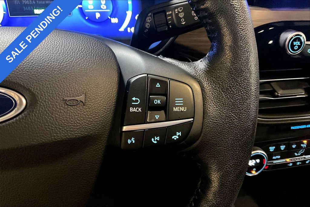 Used 2020 Ford Escape Titanium FWD image 21