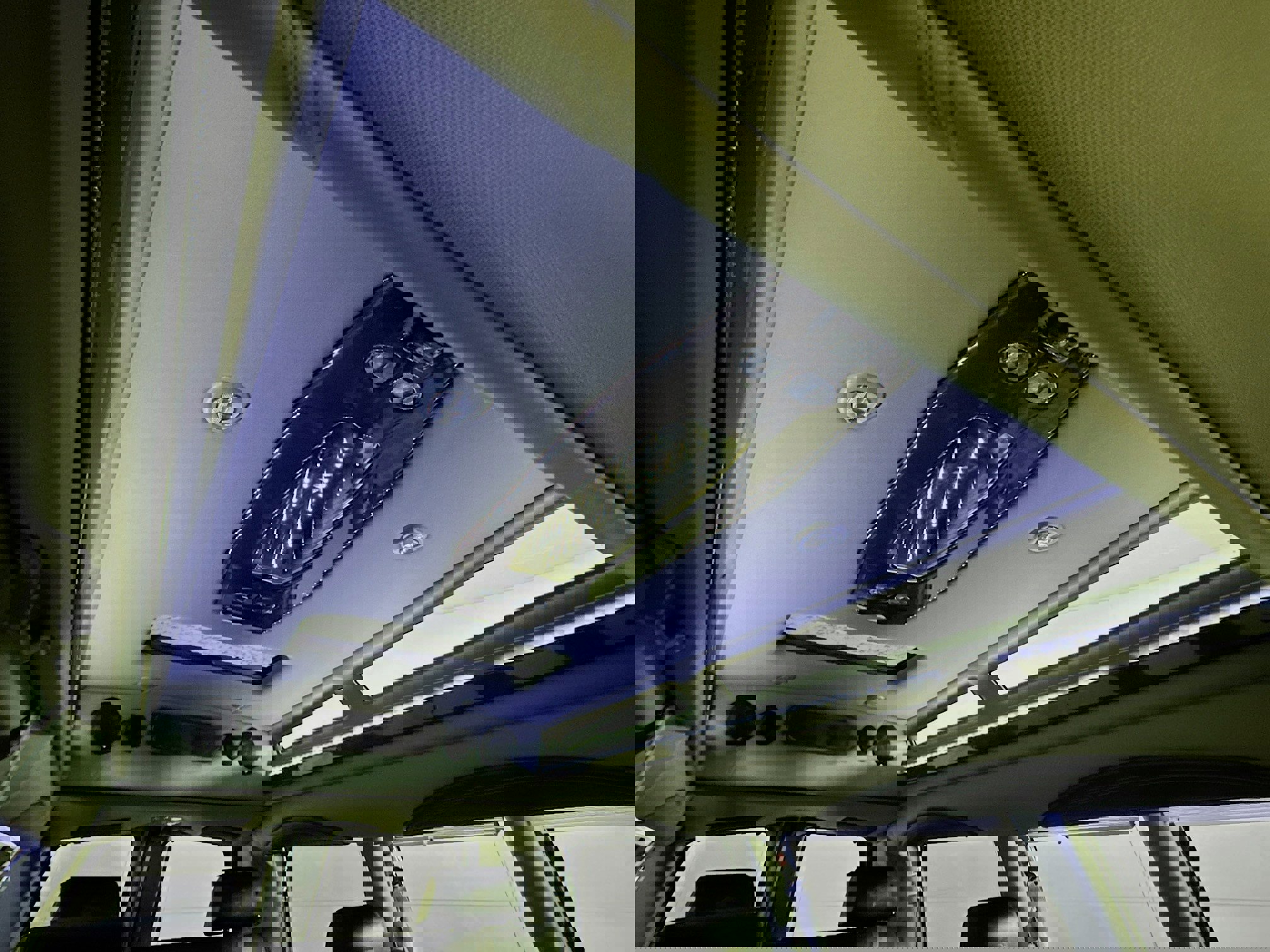 Used 2016 Chevrolet Express 2500 image 5