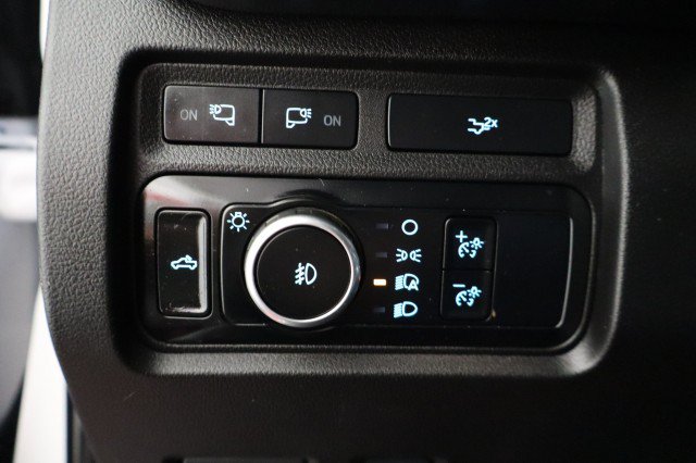 Used 2024 Ford F350 Lariat w/ FX4 Off-Road Package AWD/4WD image 39