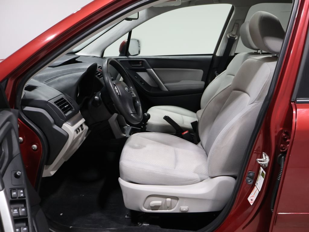 Used 2015 Subaru Forester 2.5i Premium image 10