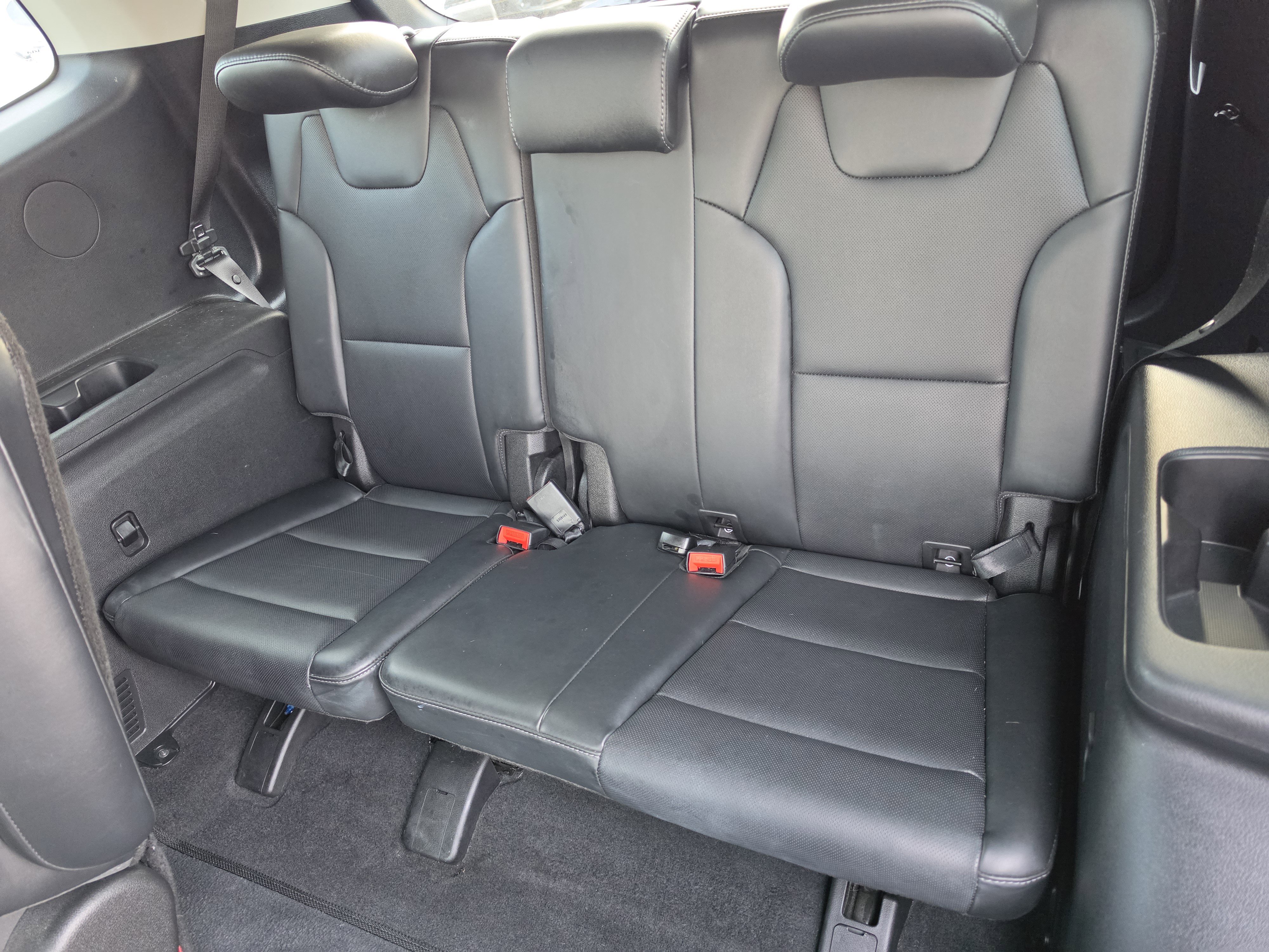 Used 2024 Kia Telluride S w/ S Sunroof Package image 9