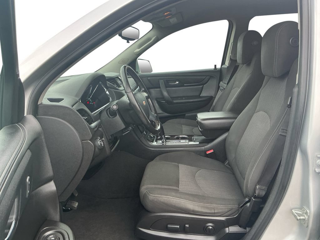 Used 2017 Chevrolet Traverse LT FWD image 14