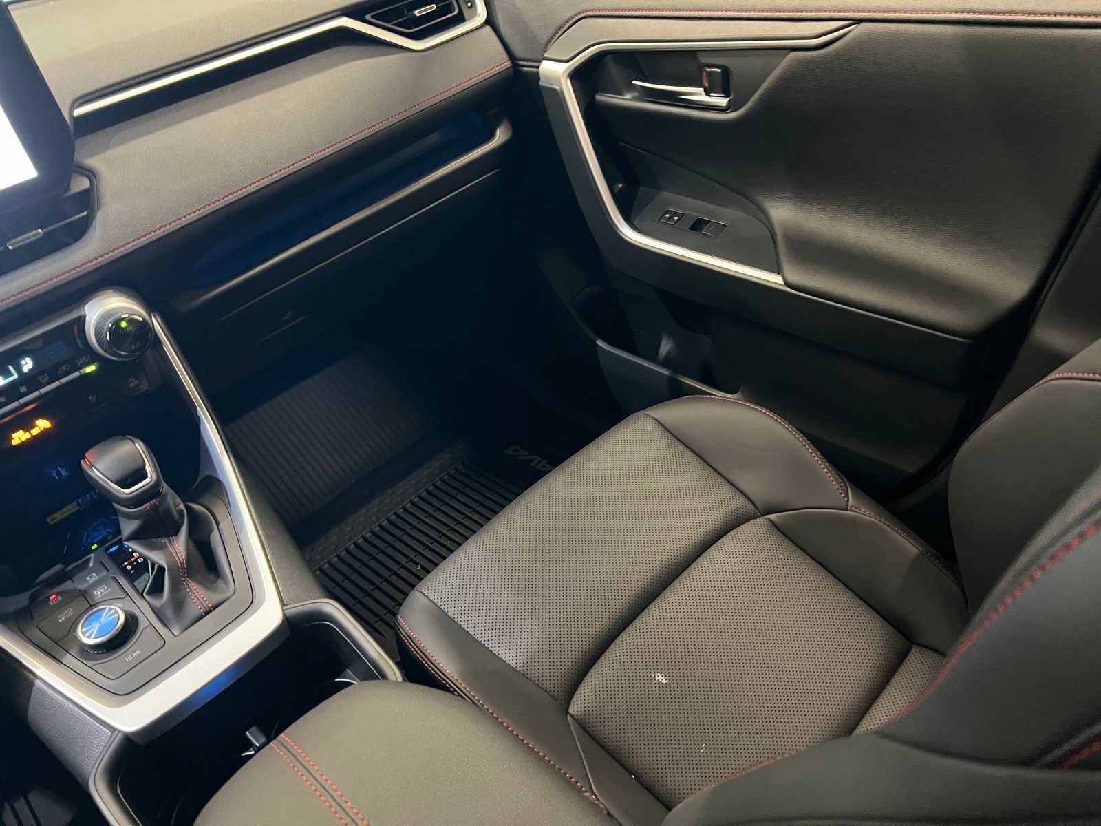 Certified 2025 Toyota RAV4 XSE image 11