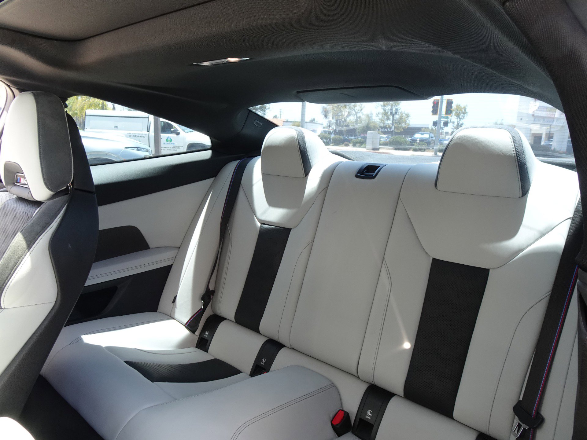 Used 2021 BMW M4 Competition w/ Executive Package RWD image 15