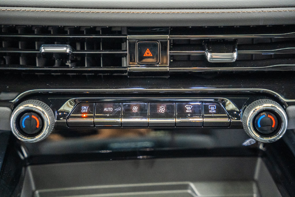 New 2026 Chevrolet Tahoe High Country AWD/4WD image 28