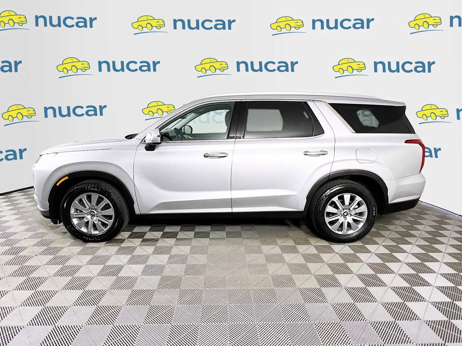 Used 2023 Hyundai Palisade SEL w/ Cargo Package AWD/4WD image 4