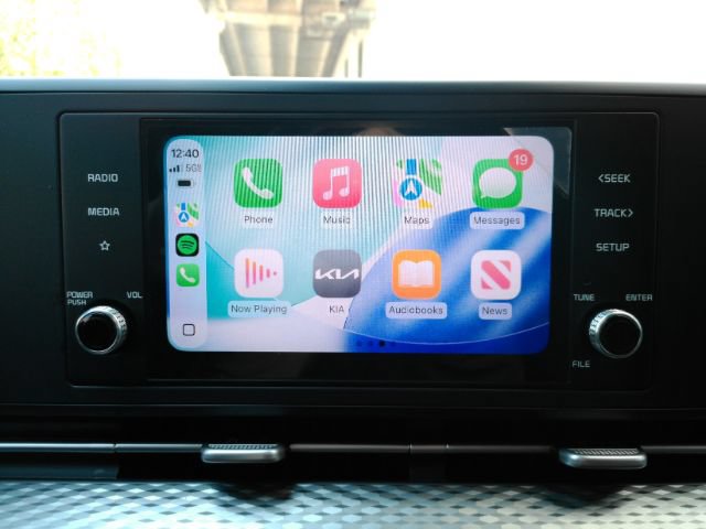 Used 2024 Kia Carnival LX FWD image 49