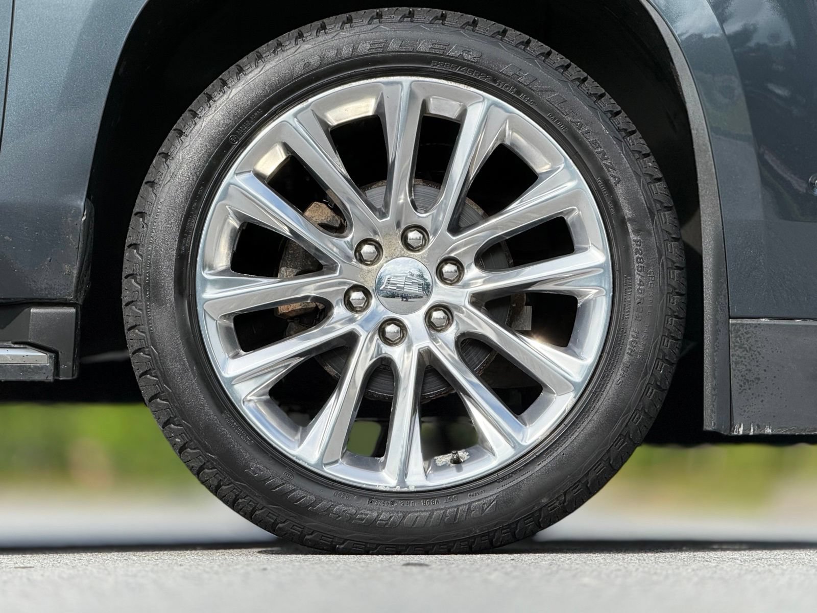 Used 2019 Cadillac Escalade Luxury AWD/4WD image 21